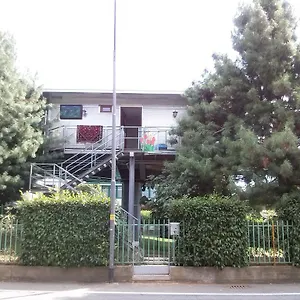 Pensión Bgy Airport Italia