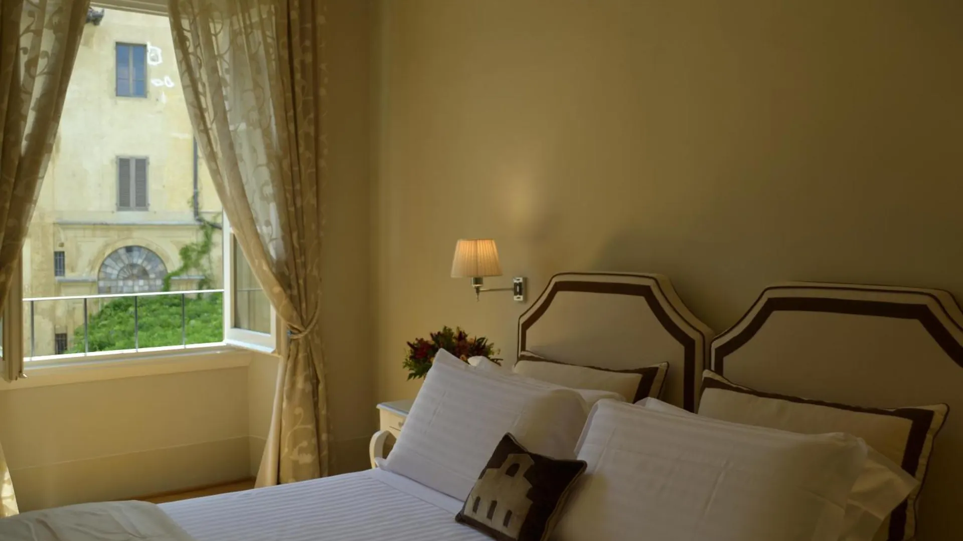 Palazzo Della Stufa Residenza D'Epoca Bed & Breakfast Florence